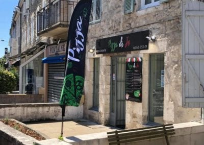Oriflammes 2, 3 ou 4 mètres avec pied