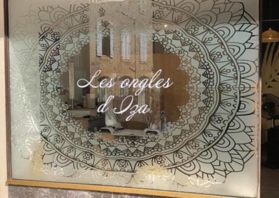 Vitrophanie dentelle en dépoli