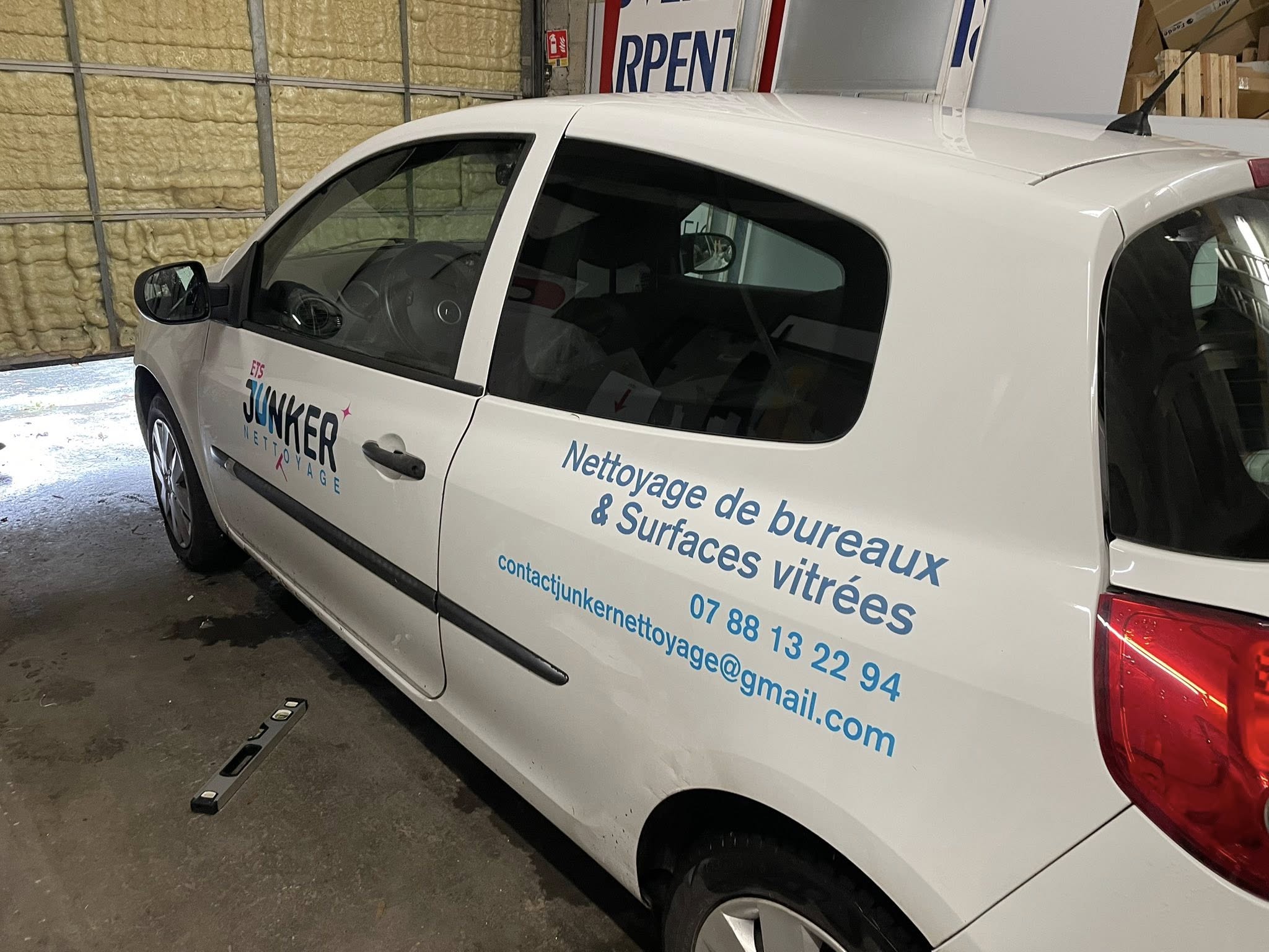 marquage-vehicule-junker-nettoyage