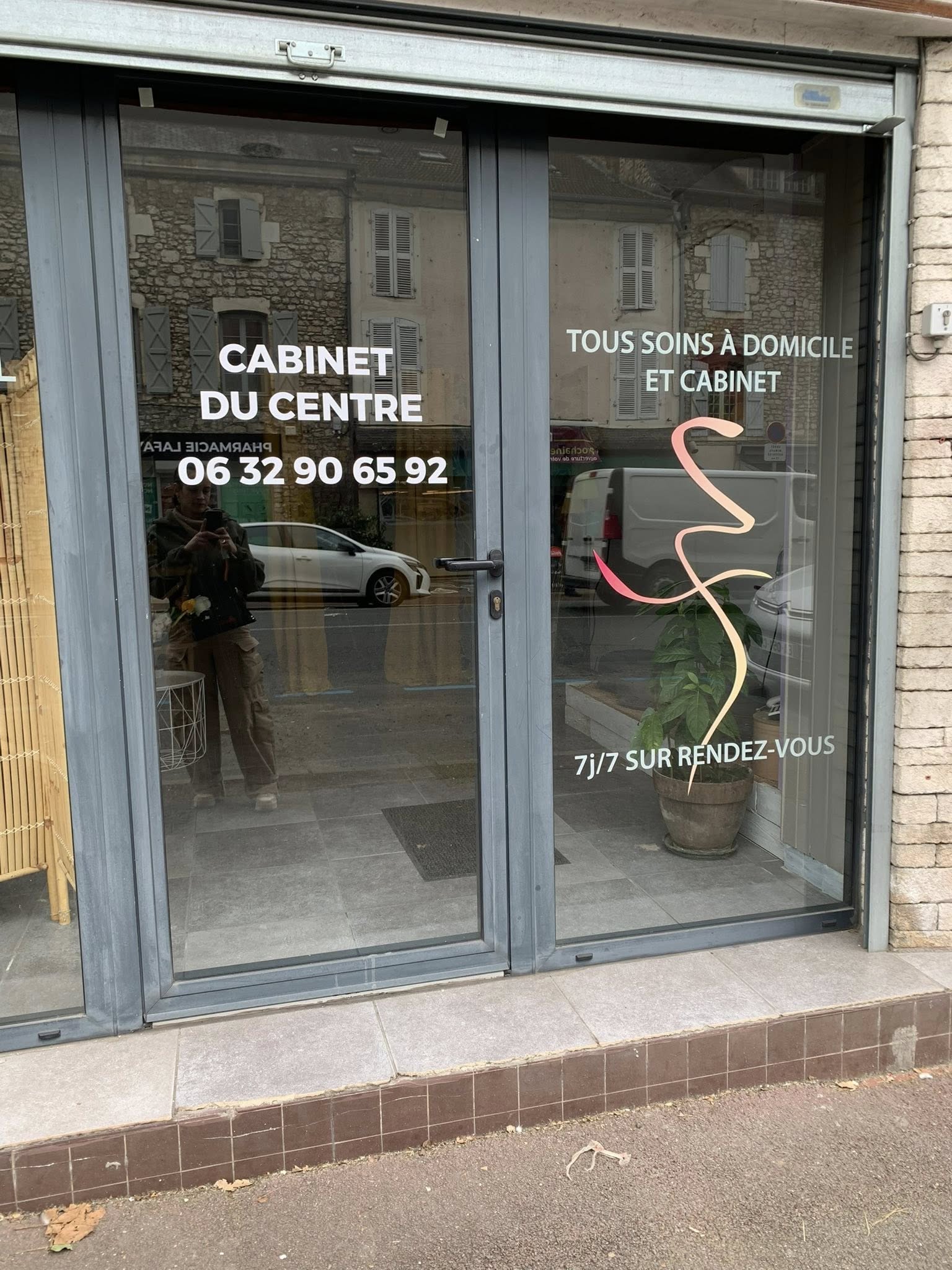 Vitrophanie cabinet du centre