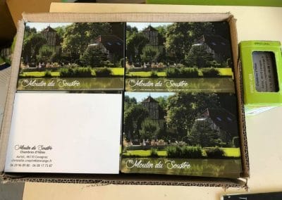 Cartes postales et tampons