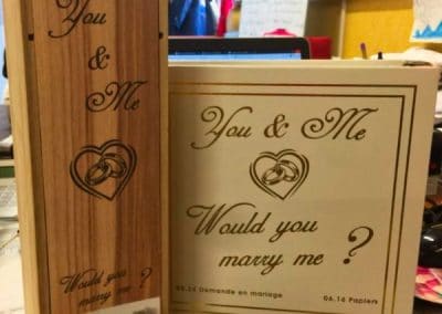 Personnalisation coffret et bouteilles de vin