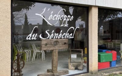 Habillage vitrine L’échope du Sénéchal